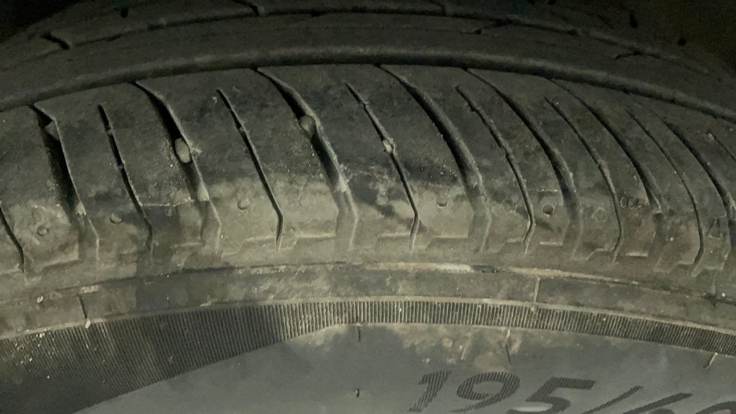 Used 2021 Honda WR-V VX MT Petrol Petrol Manual tyres LEFT REAR TYRE TREAD VIEW