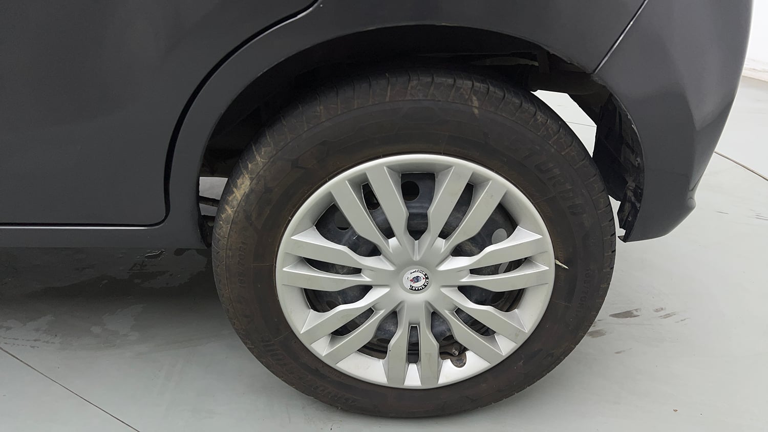 Used 2017 Maruti Suzuki Alto K10 VXi Petrol Manual tyres LEFT REAR TYRE RIM VIEW