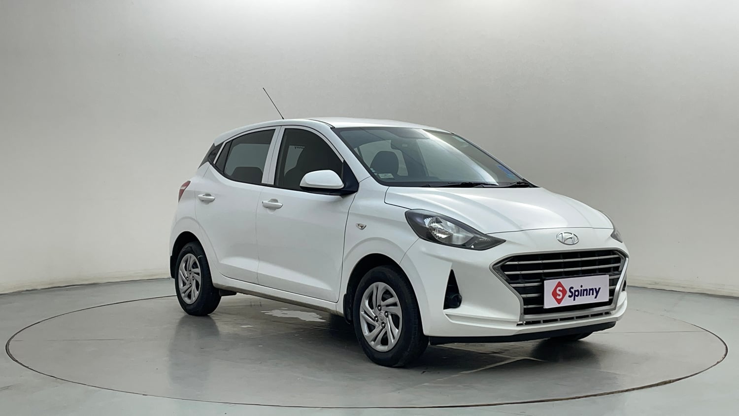 Used 2022 Hyundai Grand i10 Nios Magna 1.2 Kappa VTVT Petrol Manual exterior RIGHT FRONT CORNER VIEW