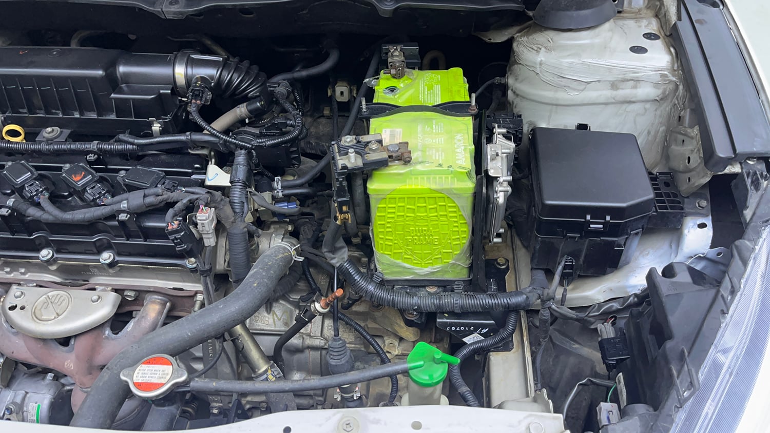 Used 2020 Maruti Suzuki Ciaz Alpha Hybrid 1.5 AT Petrol Automatic engine ENGINE LEFT SIDE VIEW