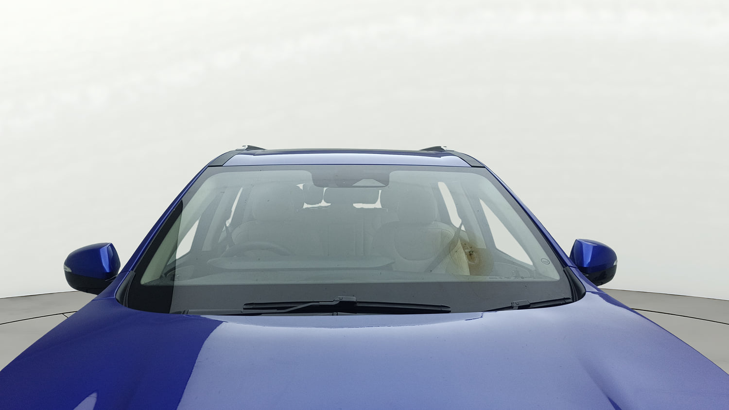 Used 2022 Mahindra XUV700 AX 7 Petrol AT 7 STR Petrol Automatic exterior FRONT WINDSHIELD VIEW