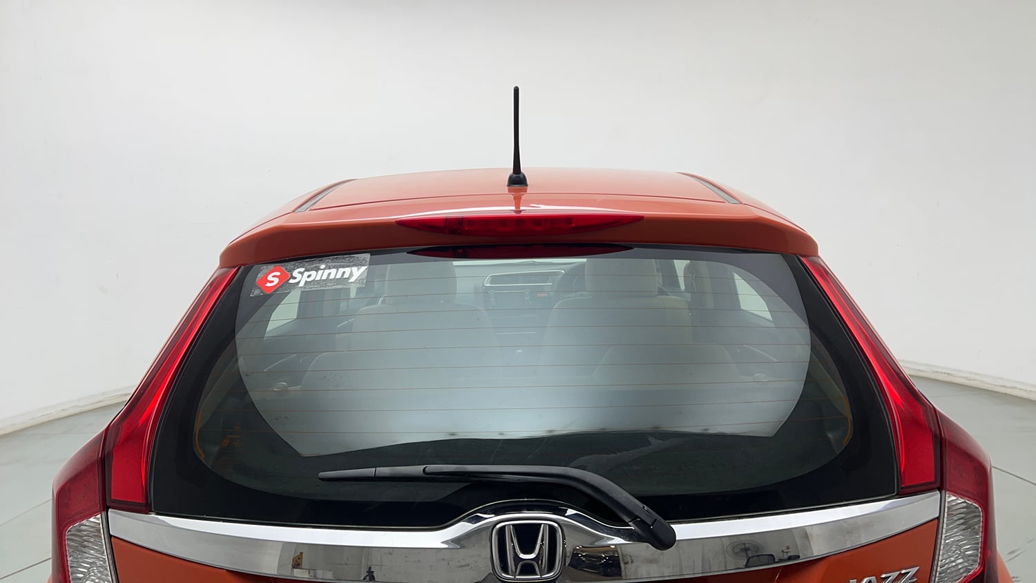 Used 2017 Honda Jazz V AT Petrol Petrol Automatic exterior BACK WINDSHIELD VIEW