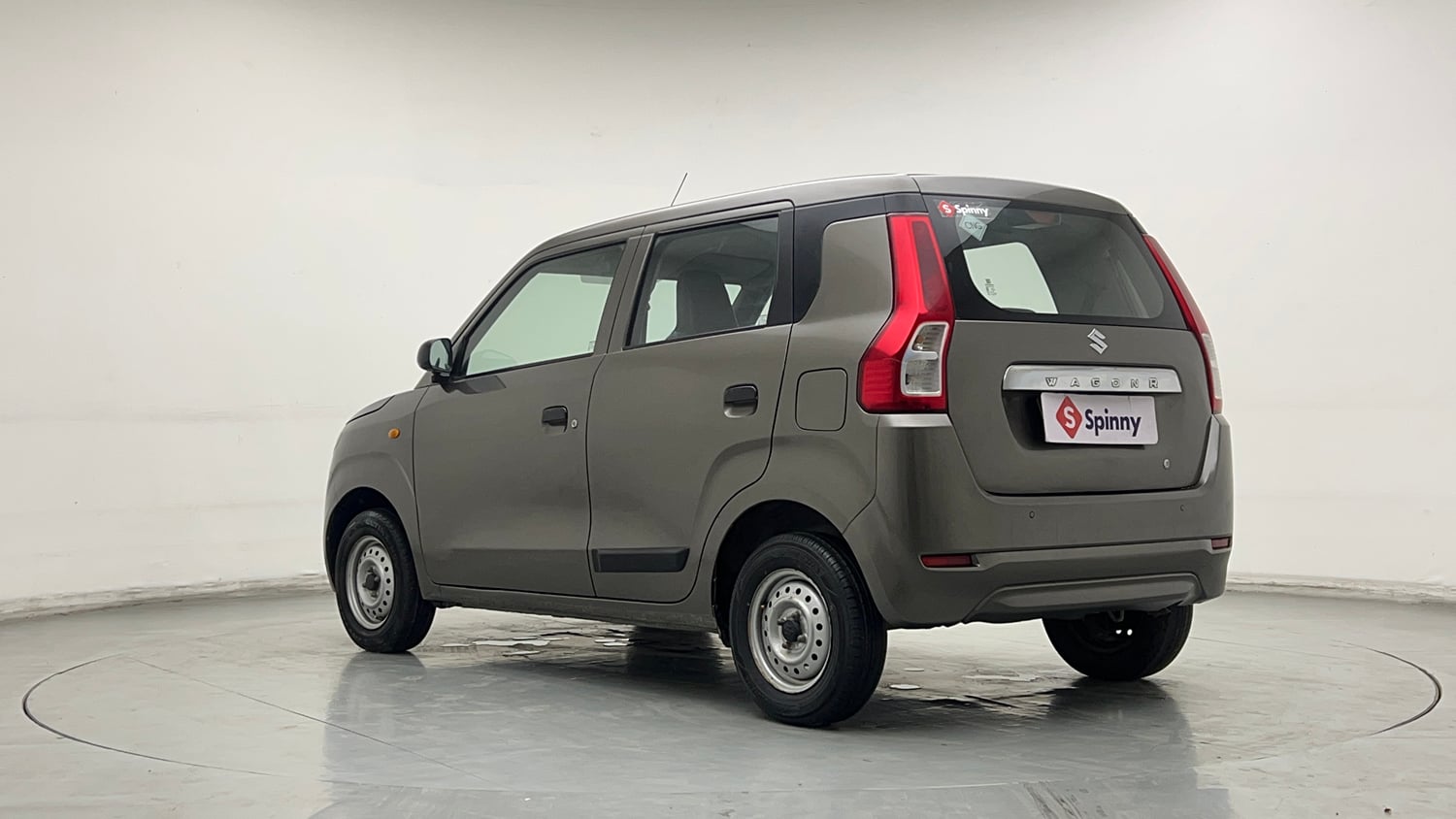 Used 2022 Maruti Suzuki Wagon R LXi (O) 1.0 CNG Cng Manual exterior LEFT REAR CORNER VIEW