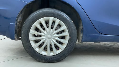 Used 2017 Maruti Suzuki Ciaz Sigma 1.4 MT Petrol Manual tyres RIGHT REAR TYRE RIM VIEW