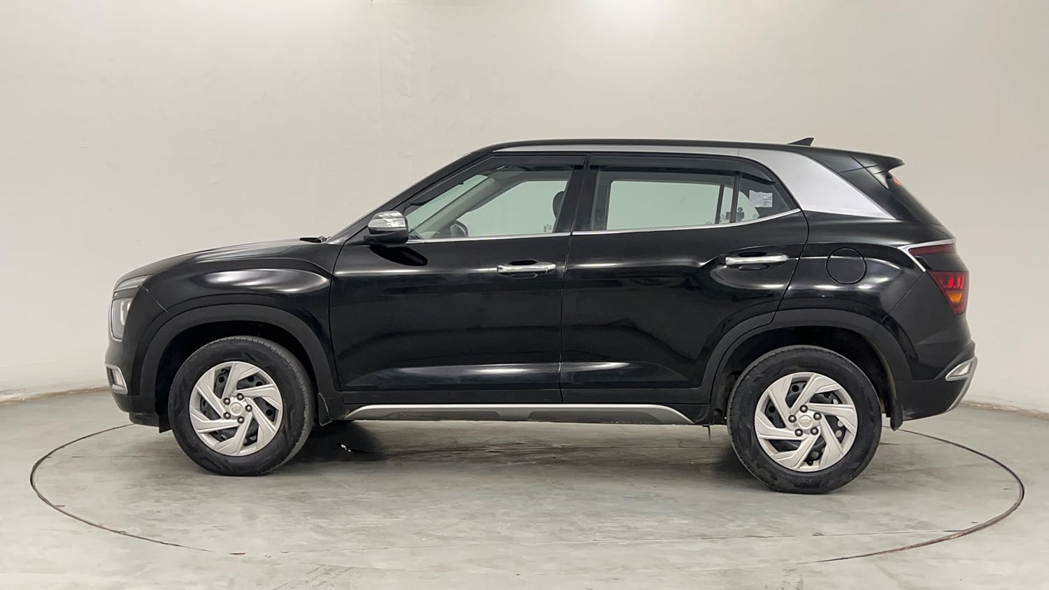 Used 2022 Hyundai Creta EX 1.5 Petrol Petrol Manual exterior LEFT SIDE VIEW