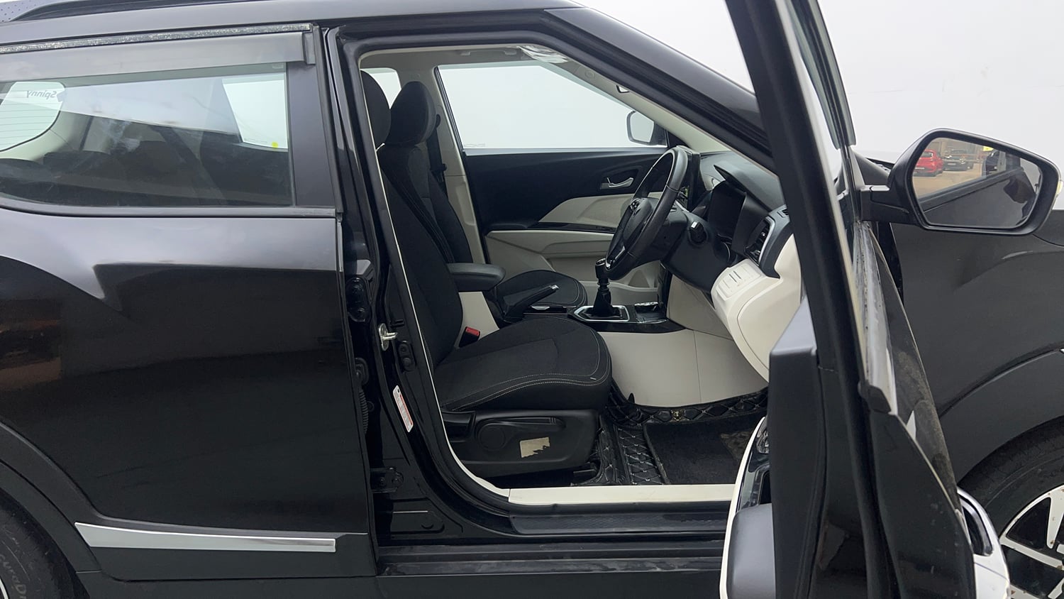 Used 2024 Mahindra XUV 3XO AX5 1.2 Petrol Petrol Manual interior RIGHT SIDE FRONT DOOR CABIN VIEW