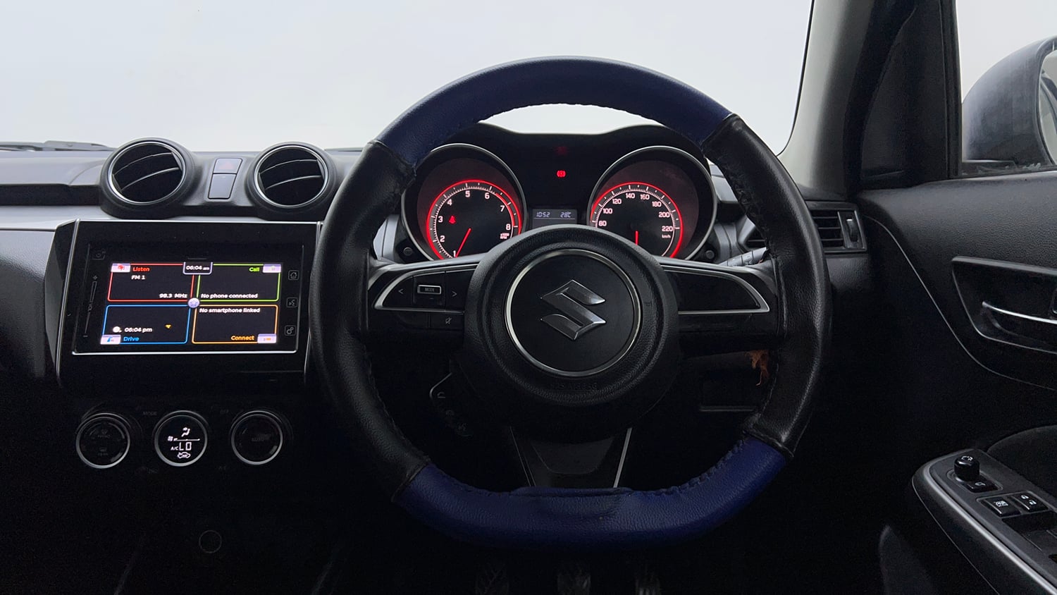 Used 2019 Maruti Suzuki Swift ZXi Plus Petrol Manual interior STEERING VIEW
