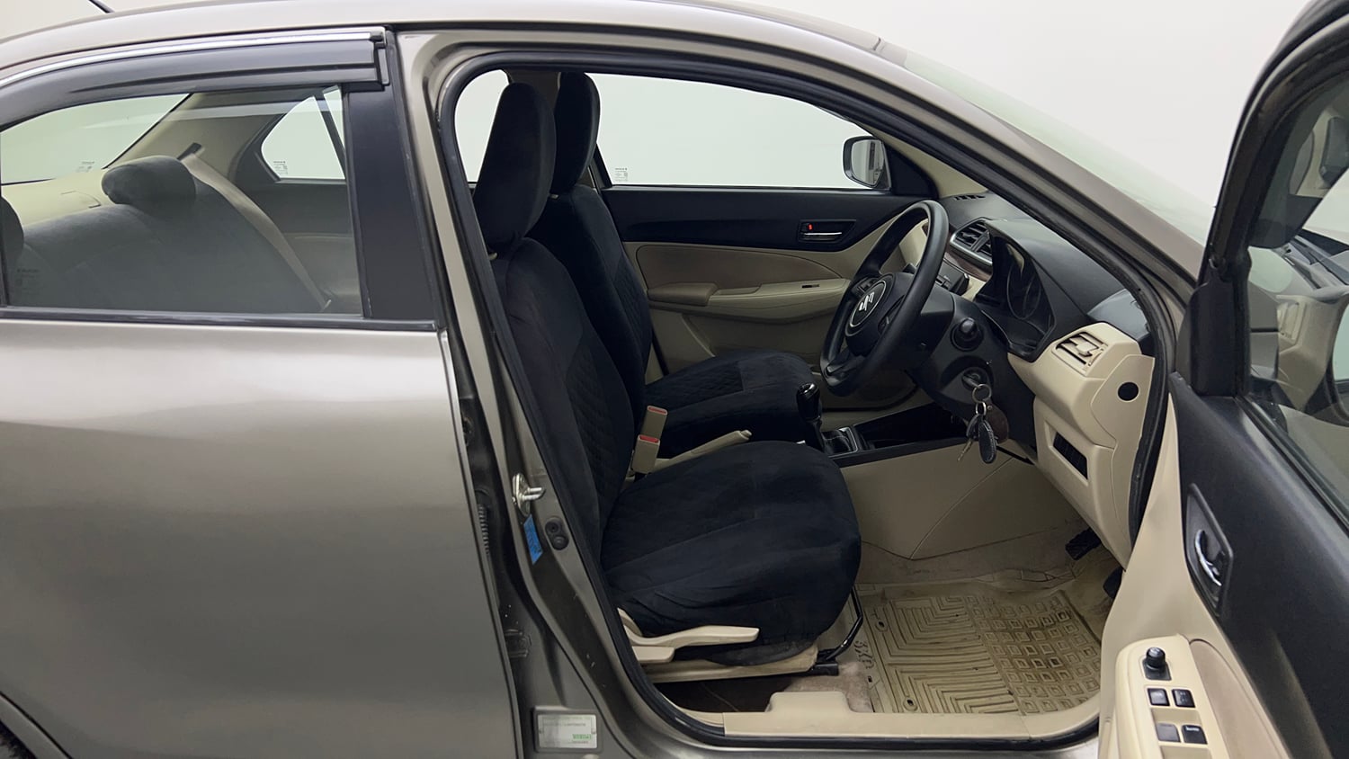 Used 2019 Maruti Suzuki Dzire VXi Petrol Manual interior RIGHT SIDE FRONT DOOR CABIN VIEW