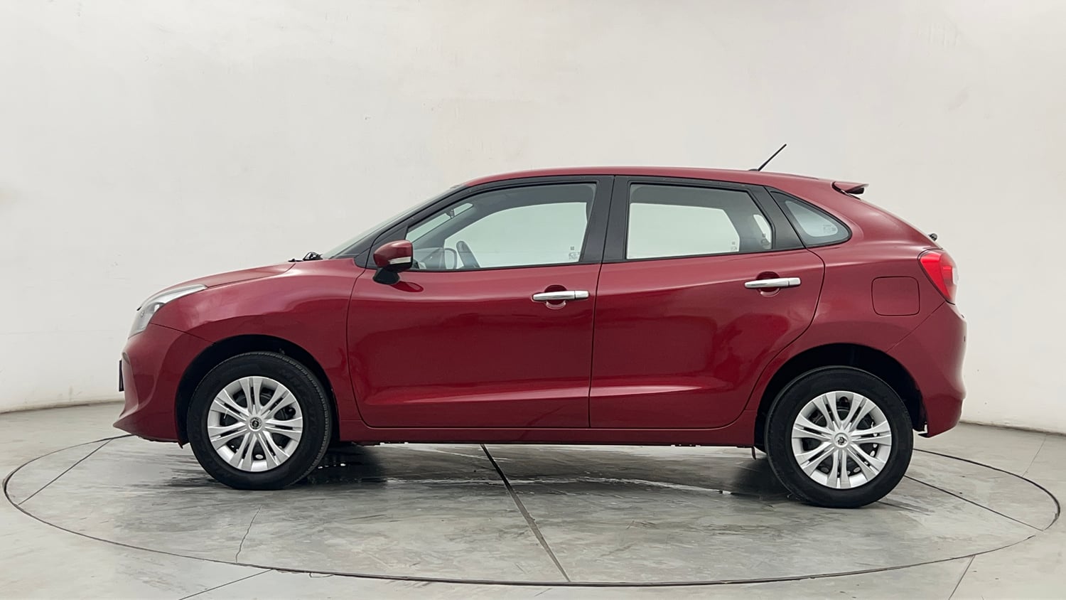 Used 2019 Maruti Suzuki Baleno Delta Petrol Manual exterior LEFT SIDE VIEW