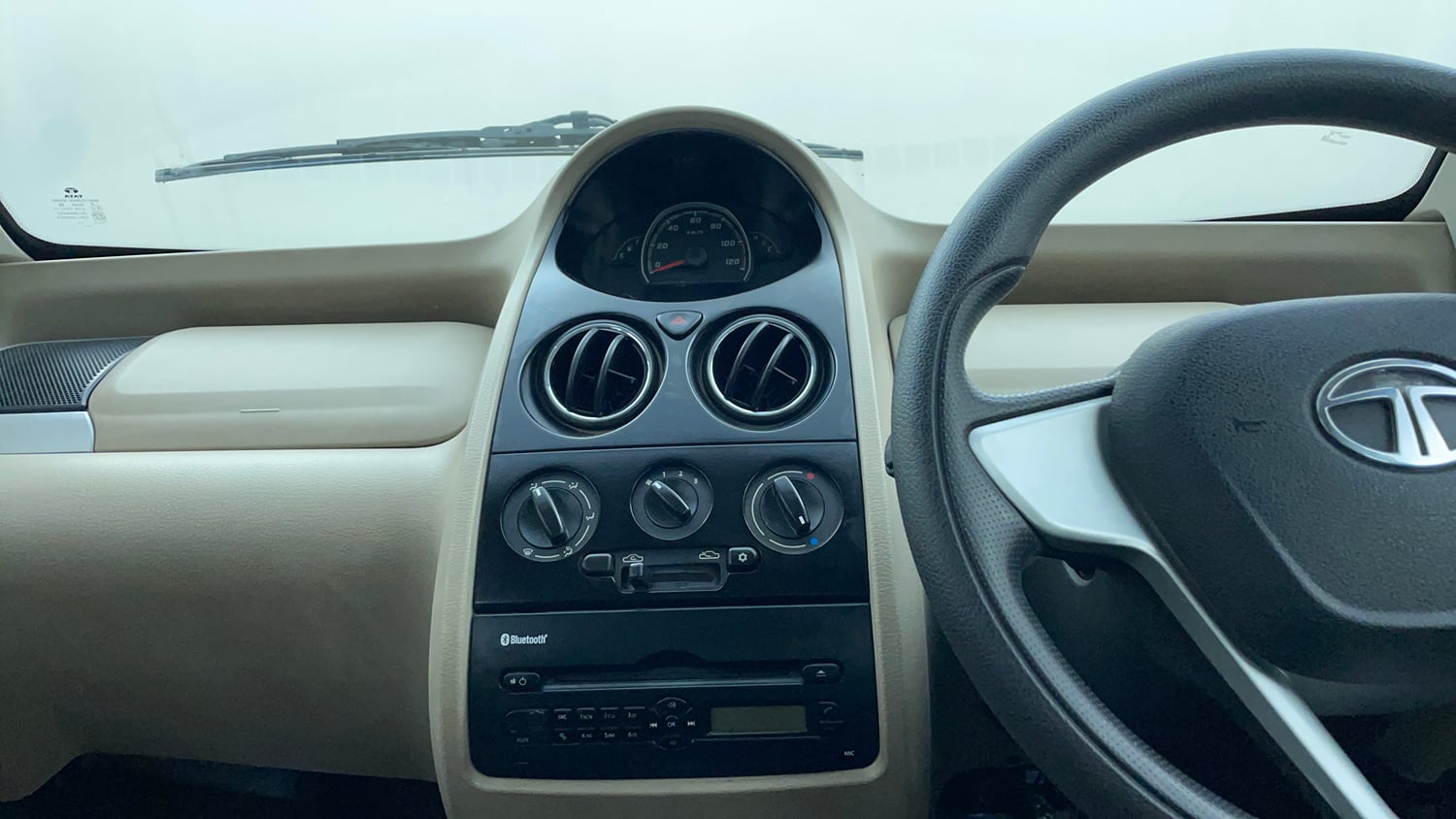 Used 2017 Tata Nano Twist XTA Petrol Automatic interior MUSIC SYSTEM & AC CONTROL VIEW