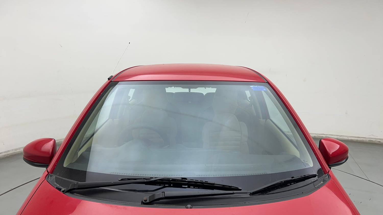 Used 2016 Honda Brio S MT Petrol Manual exterior FRONT WINDSHIELD VIEW