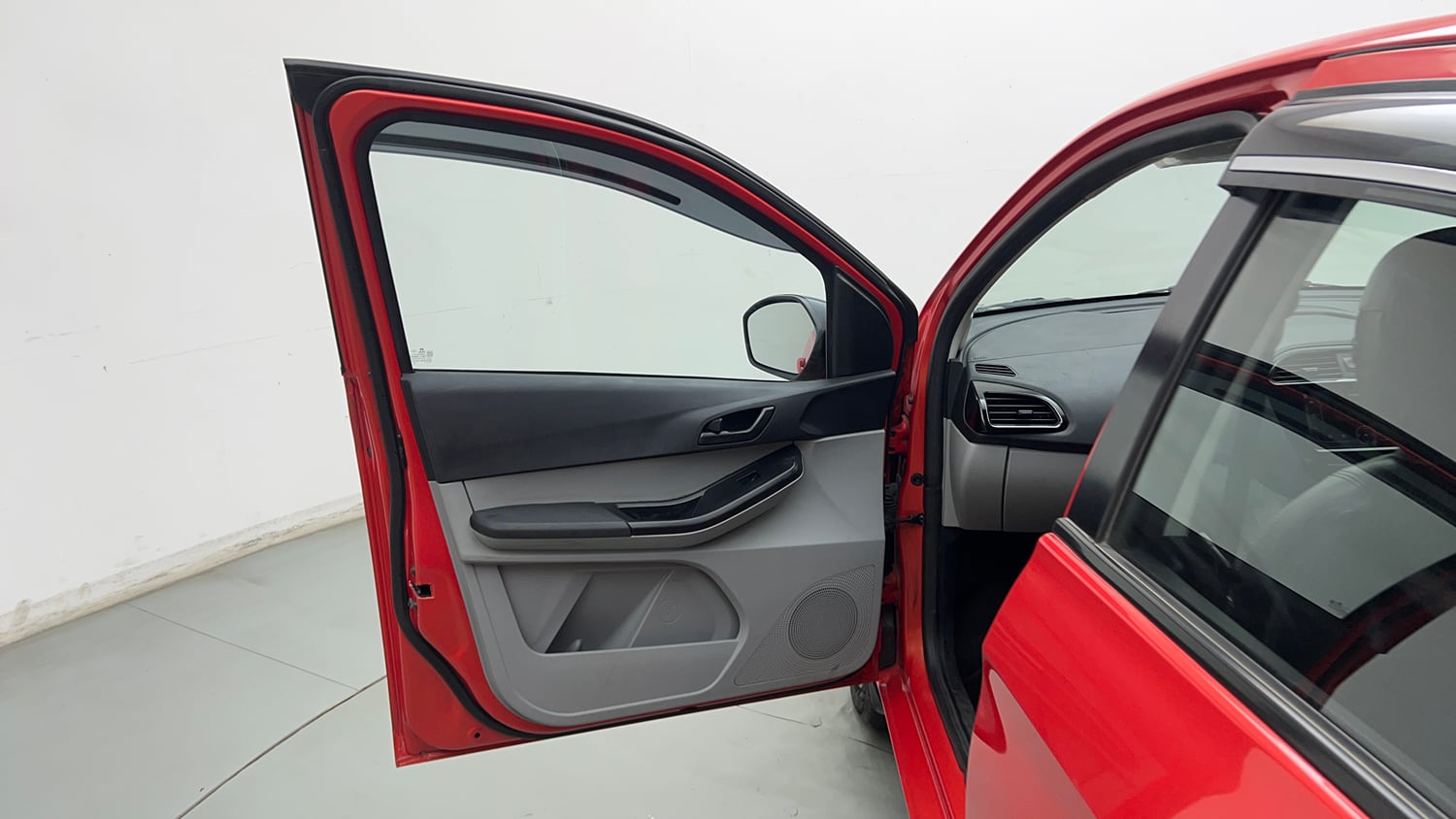 Used 2022 Tata Tiago XT Petrol Manual interior LEFT FRONT DOOR OPEN VIEW
