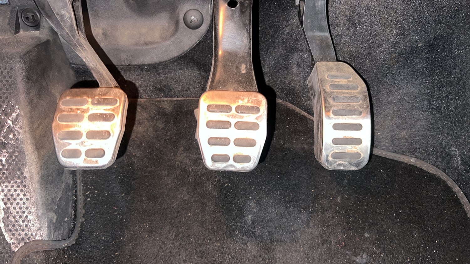 Used 2017 Volkswagen Vento Allstar 1.6 (P) Petrol Manual interior PEDALS VIEW