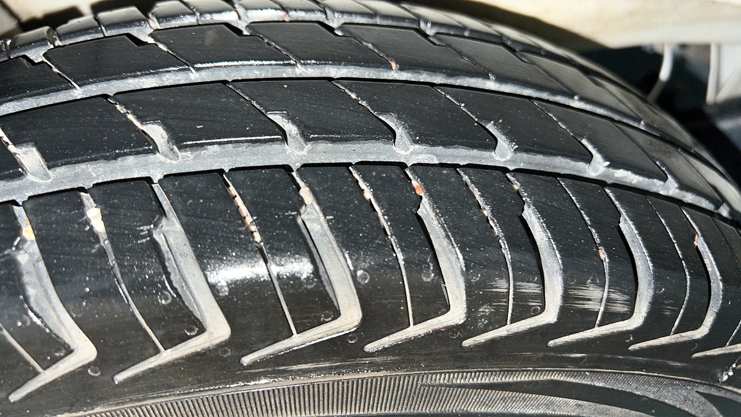 Used 2025 Maruti Suzuki Alto K10 VXi (O) AGS Petrol Automatic tyres RIGHT REAR TYRE TREAD VIEW