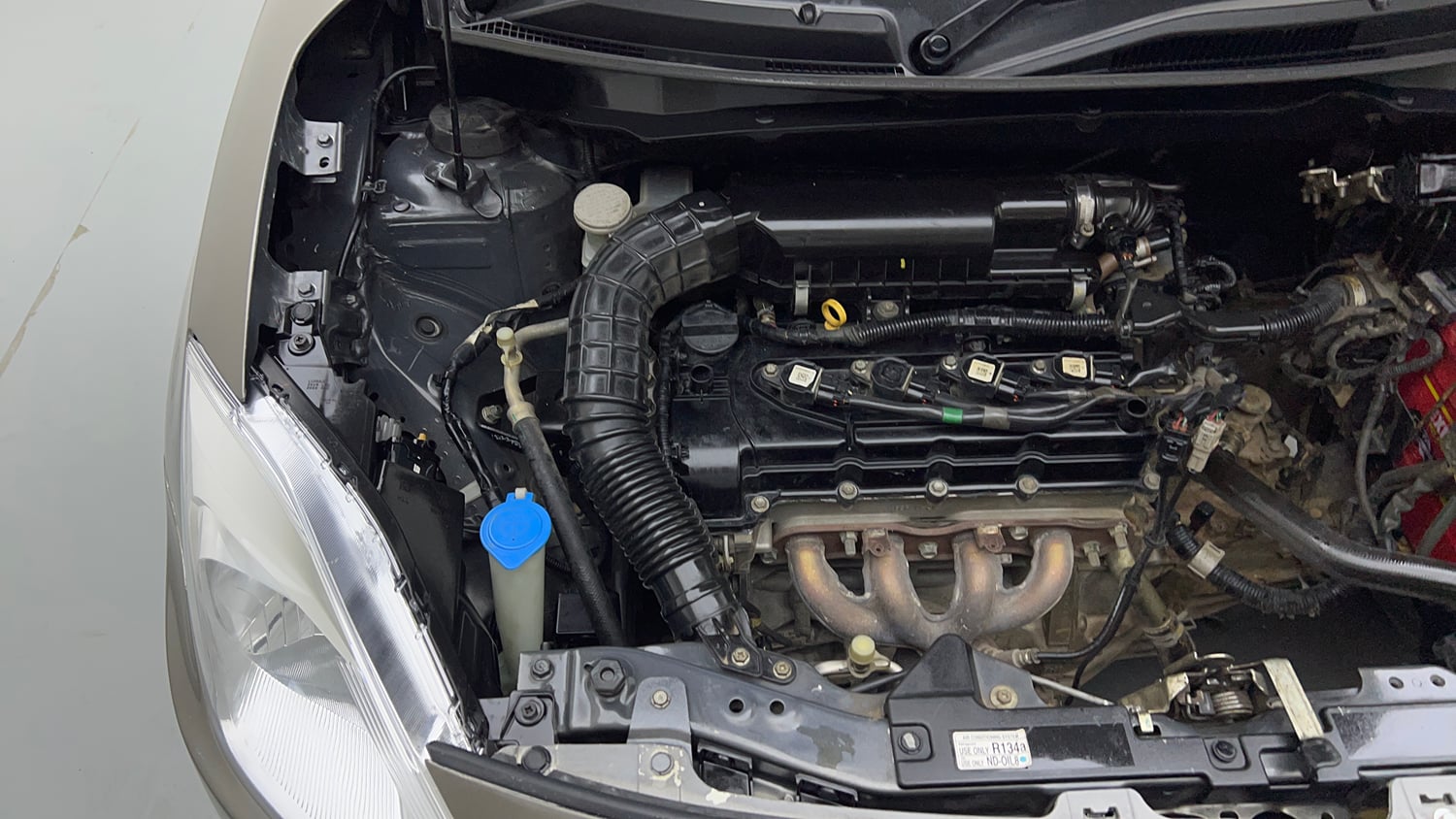 Used 2019 Maruti Suzuki Dzire VXi Petrol Manual engine ENGINE RIGHT SIDE VIEW