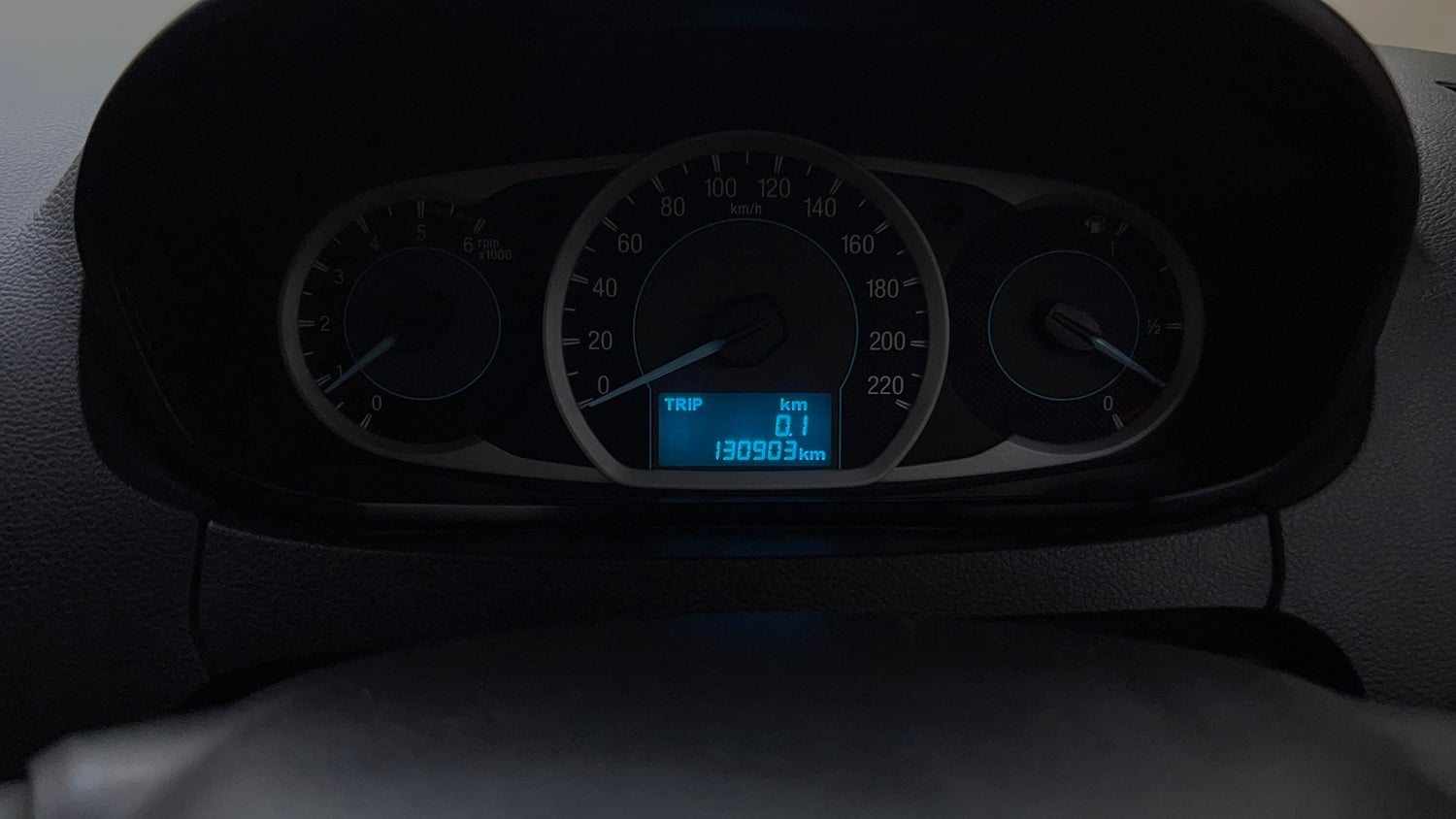Used 2016 Ford Figo Aspire Titanium1.5 TDCi Diesel Manual interior CLUSTERMETER VIEW