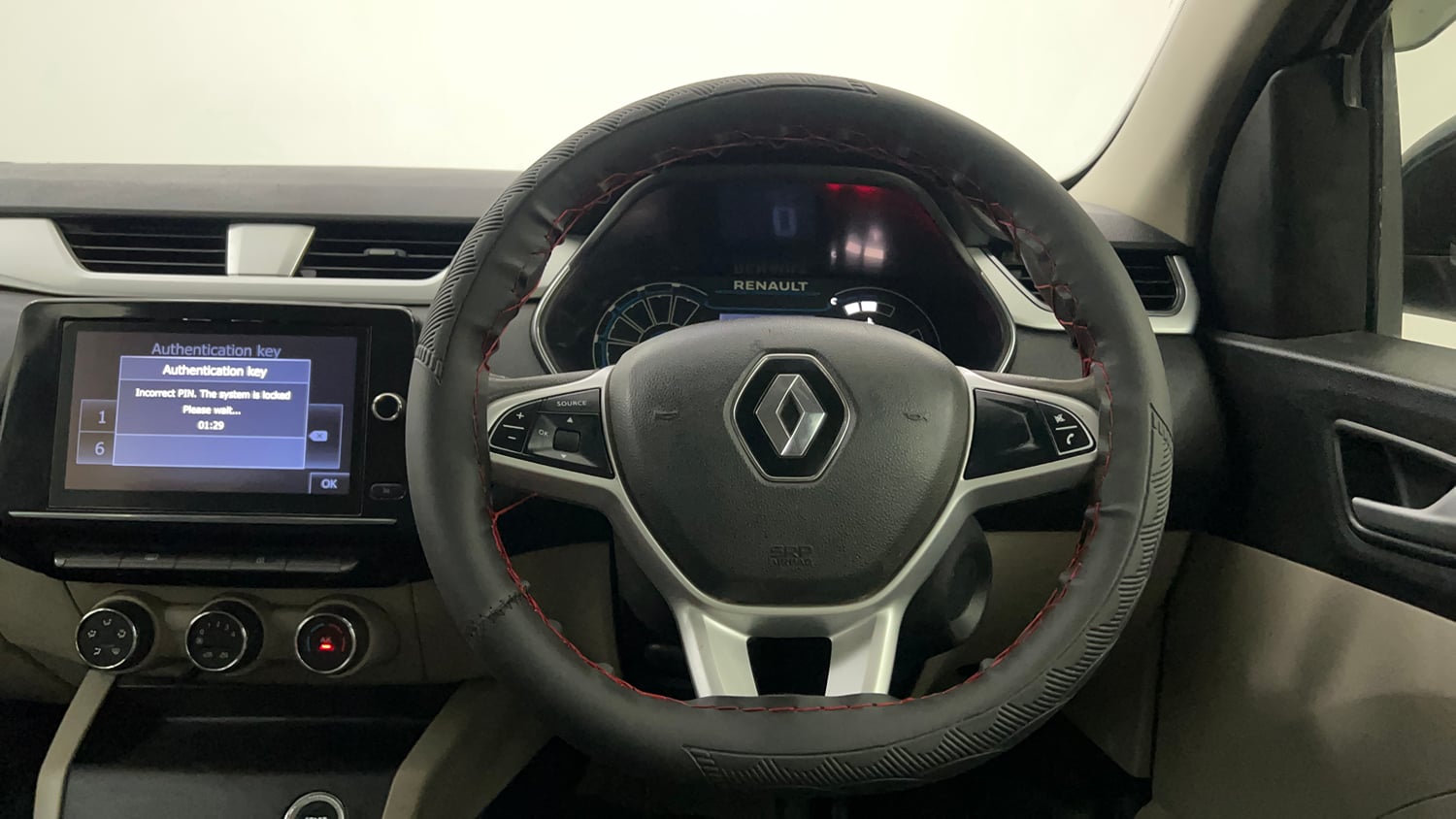 Used 2022 Renault Triber RXZ Petrol Manual interior STEERING VIEW