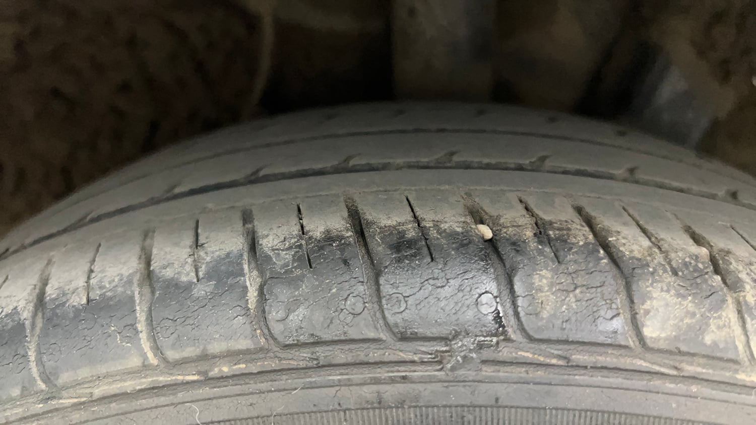Used 2021 Hyundai Aura SX 1.2 Petrol Petrol Manual tyres LEFT REAR TYRE TREAD VIEW