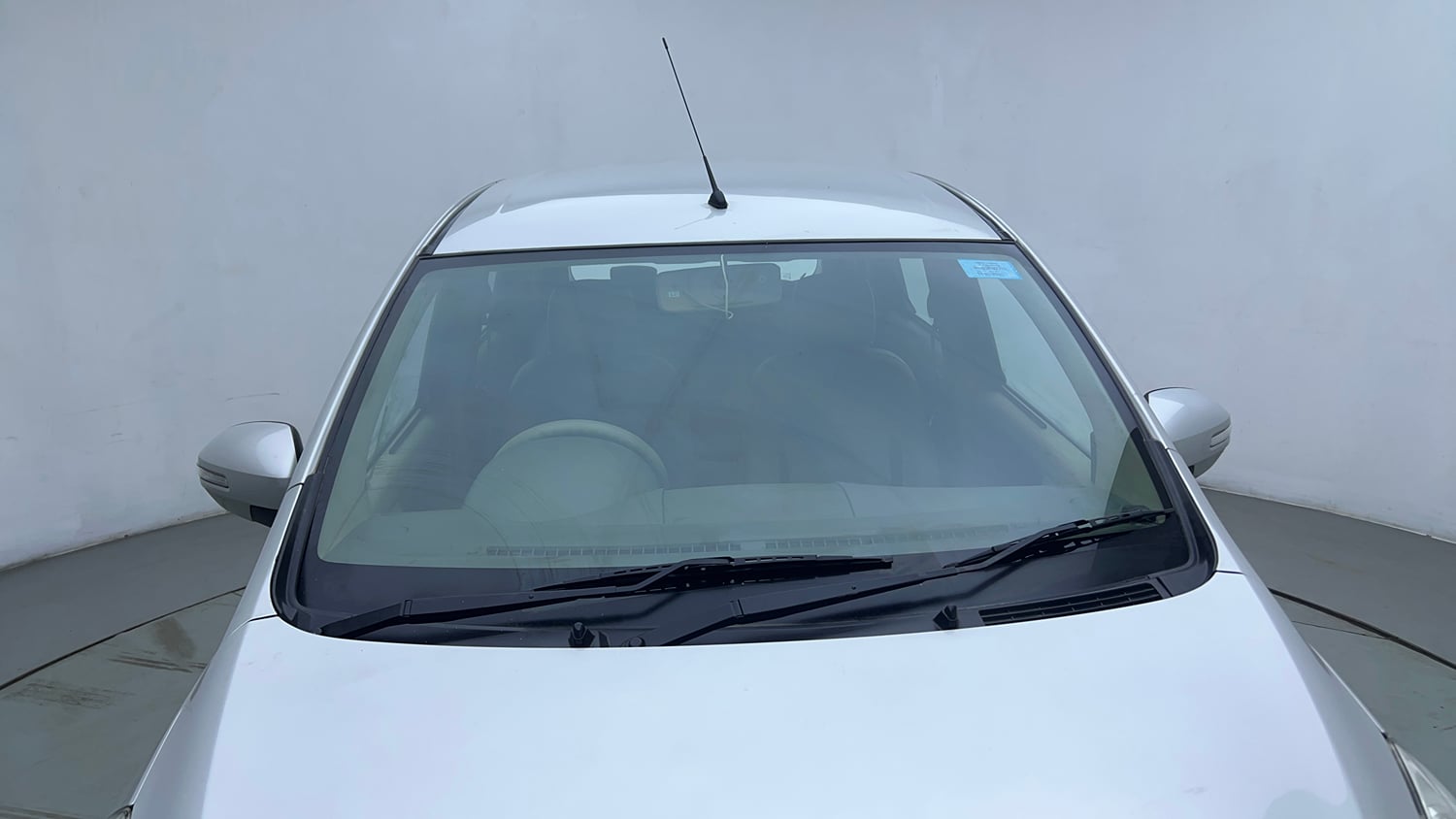 Used 2015 Maruti Suzuki Ertiga Vxi Petrol Manual exterior FRONT WINDSHIELD VIEW