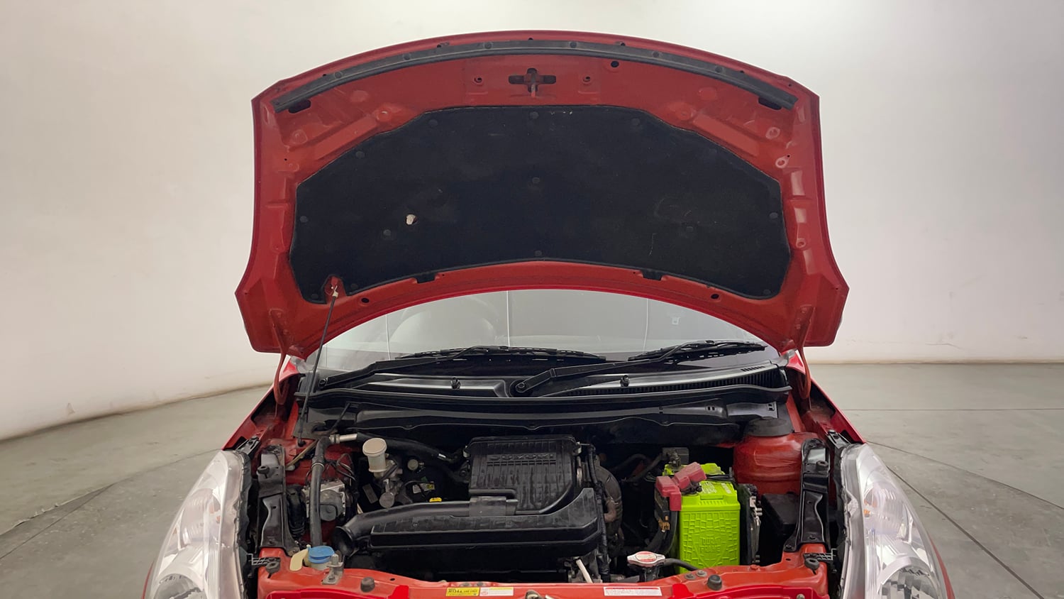 Used 2017 Maruti Suzuki Swift Lxi ABS (O) Petrol Manual engine ENGINE & BONNET OPEN FRONT VIEW