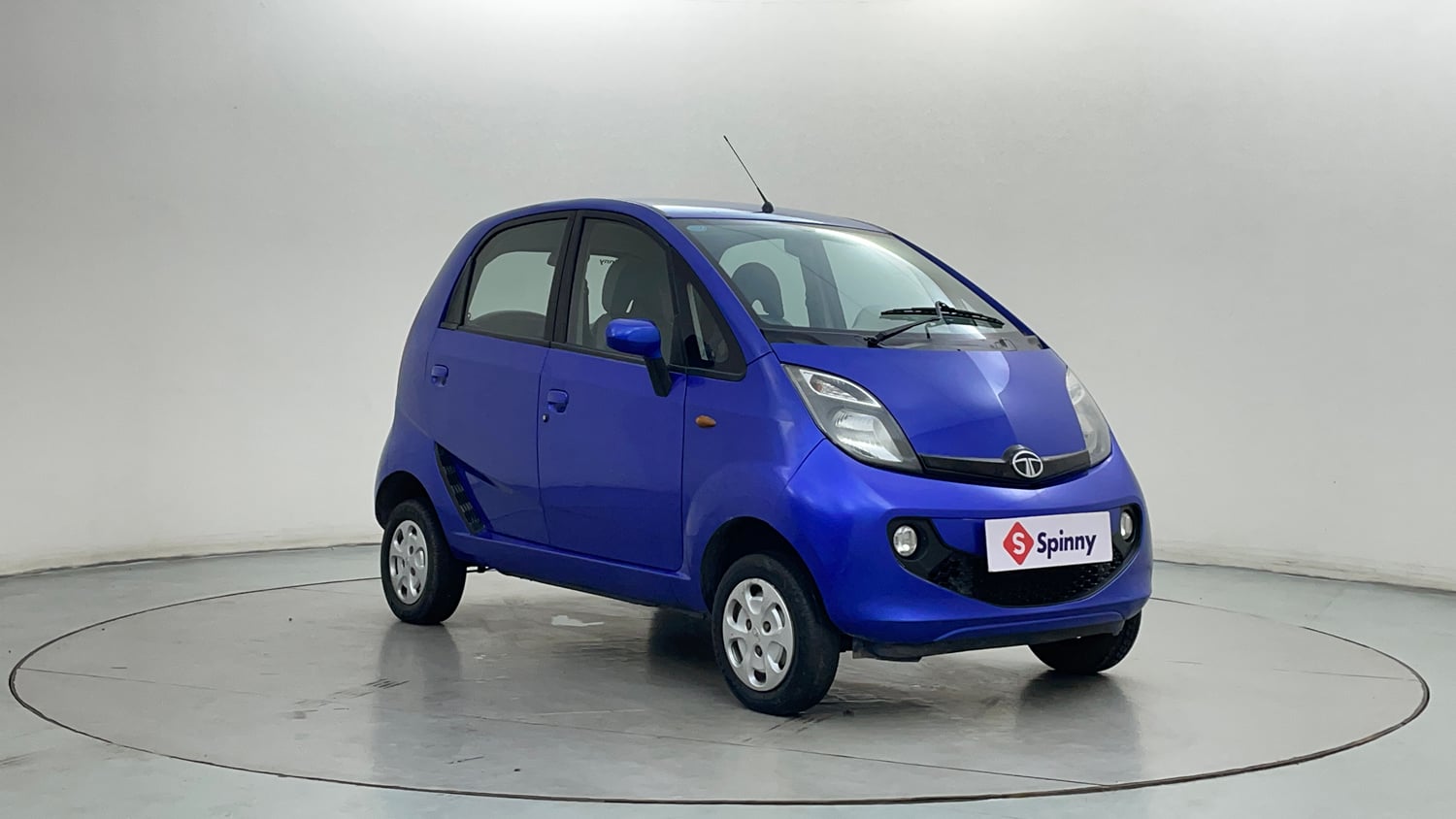 Used 2016 Tata Nano Twist XTA Petrol Automatic exterior RIGHT FRONT CORNER VIEW