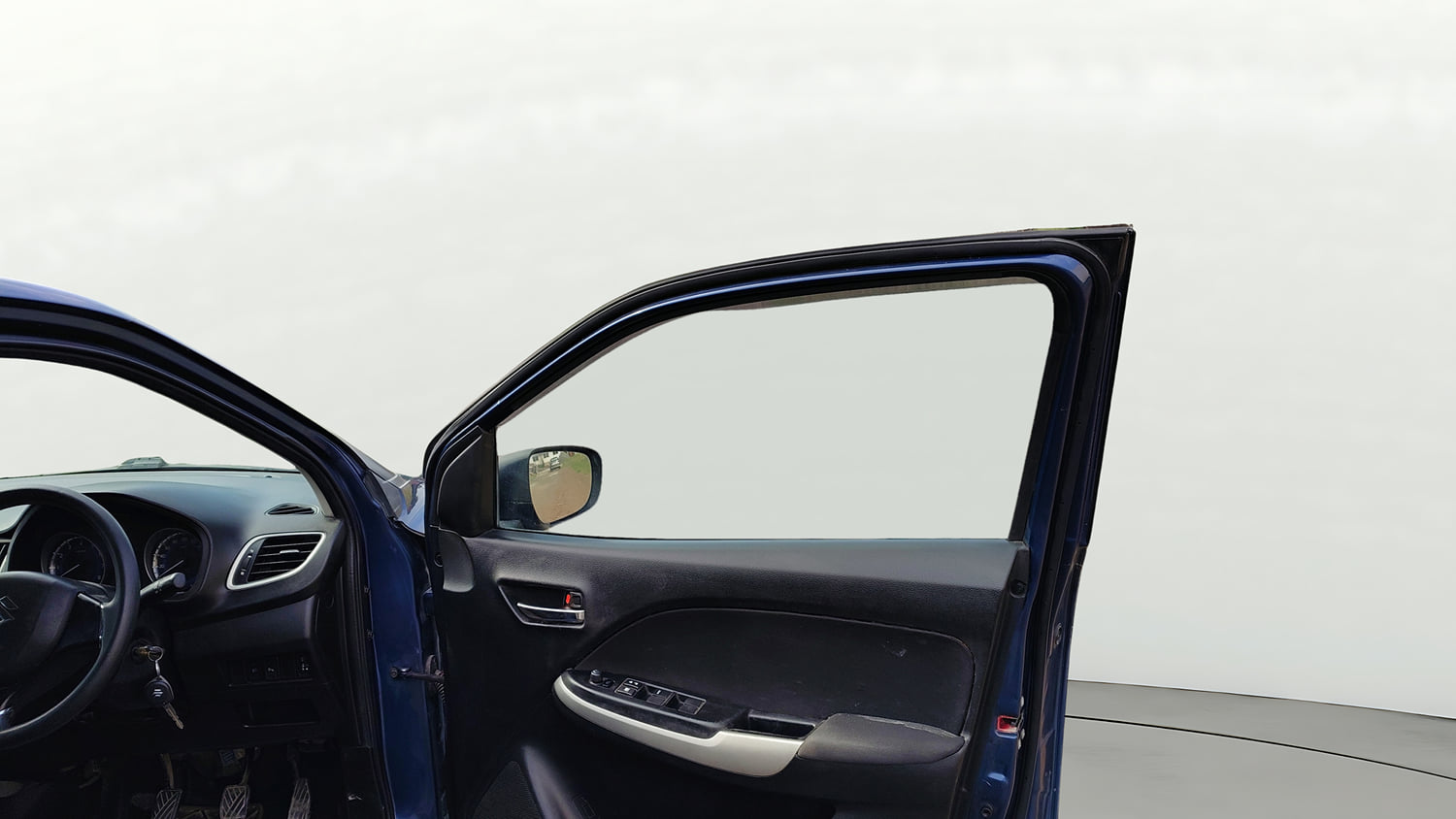 Used 2018 Maruti Suzuki Baleno Delta 1.2 Petrol Manual interior RIGHT FRONT DOOR OPEN VIEW