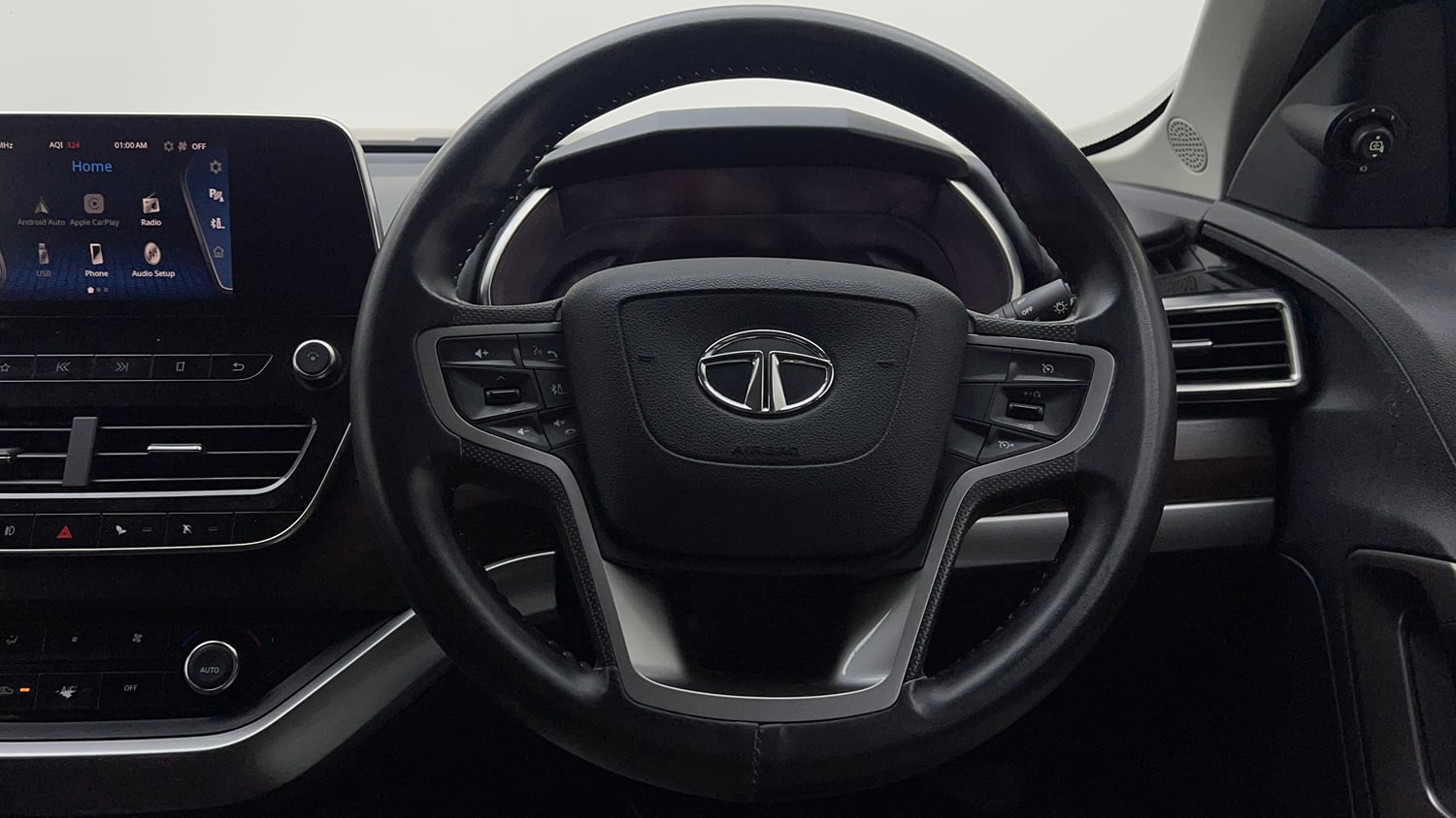 Used 2022 Tata Harrier XT Diesel Manual interior STEERING VIEW