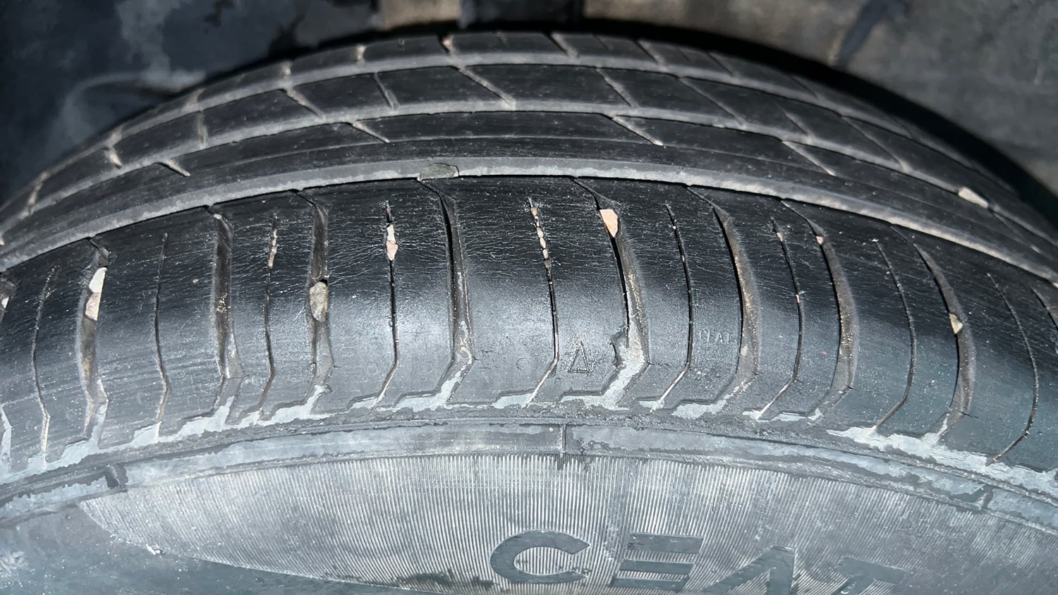 Used 2023 Tata Punch Pure MT Petrol Manual tyres RIGHT REAR TYRE TREAD VIEW