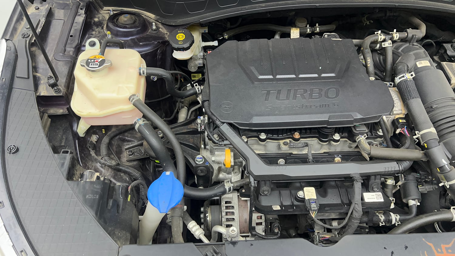 Used 2024 Kia Seltos GTX Plus 1.5 Turbo Petrol DCT Petrol Automatic engine ENGINE RIGHT SIDE VIEW