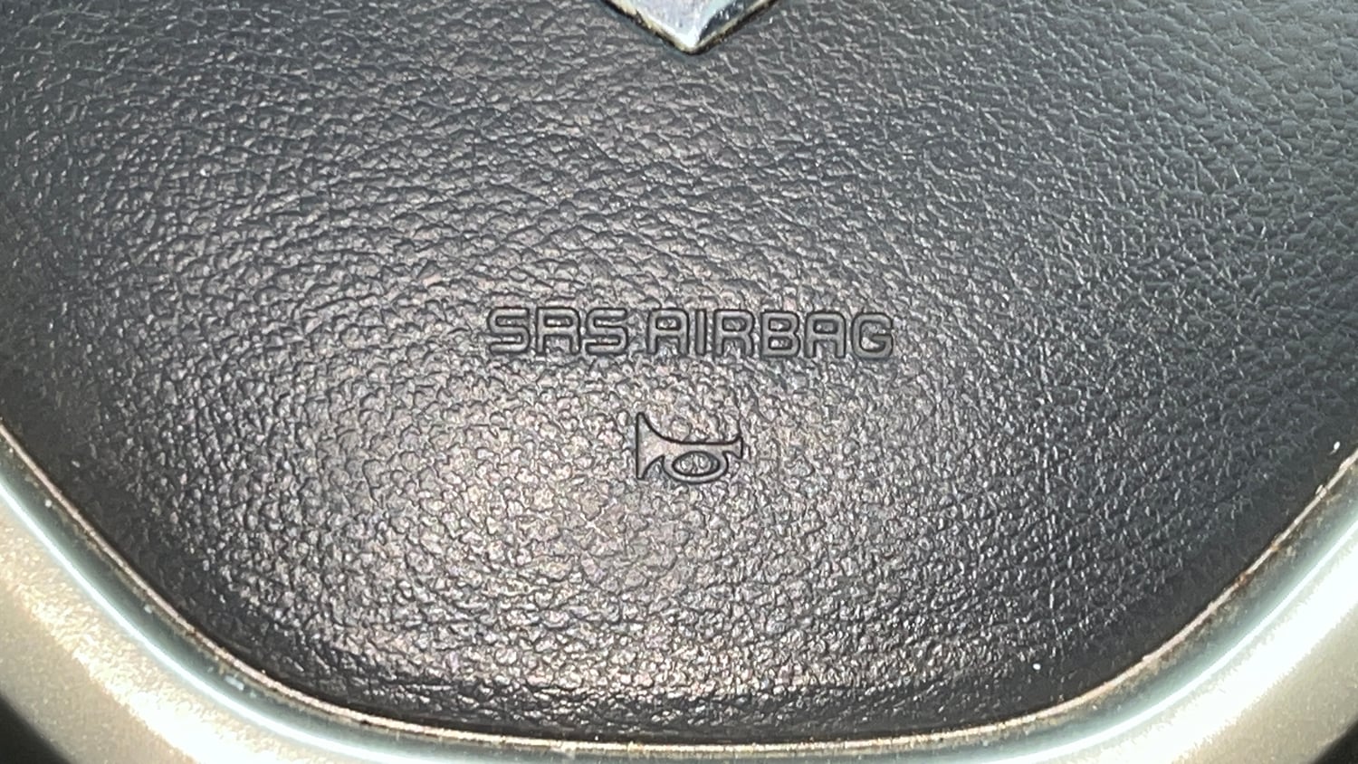 Used 2017 maruti-suzuki Alto K10 VXi (O) AMT Petrol Automatic top_features Airbags