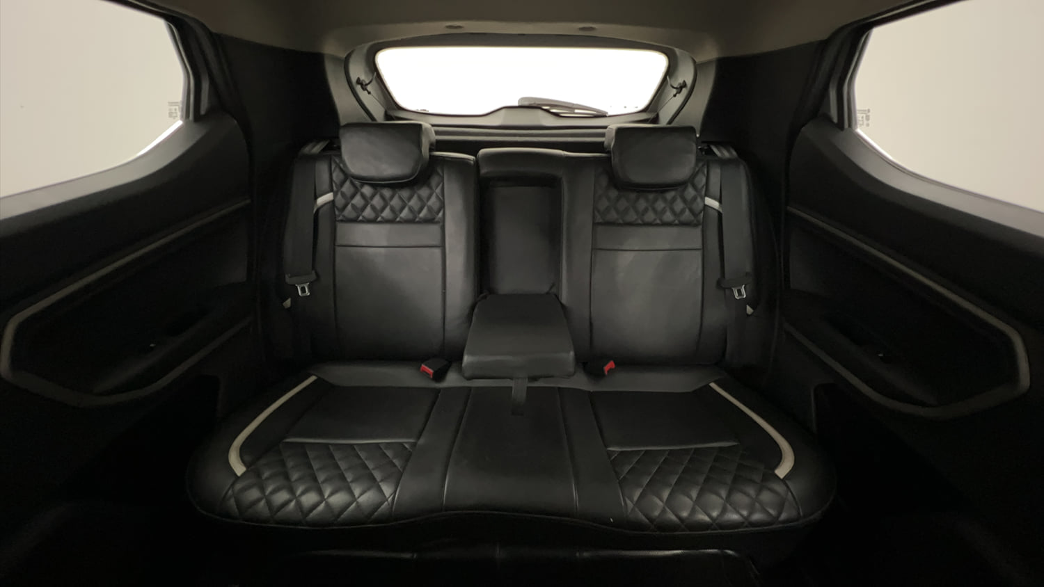 Used 2021 Renault Kiger RXZ MT Petrol Manual interior REAR SEAT CONDITION VIEW