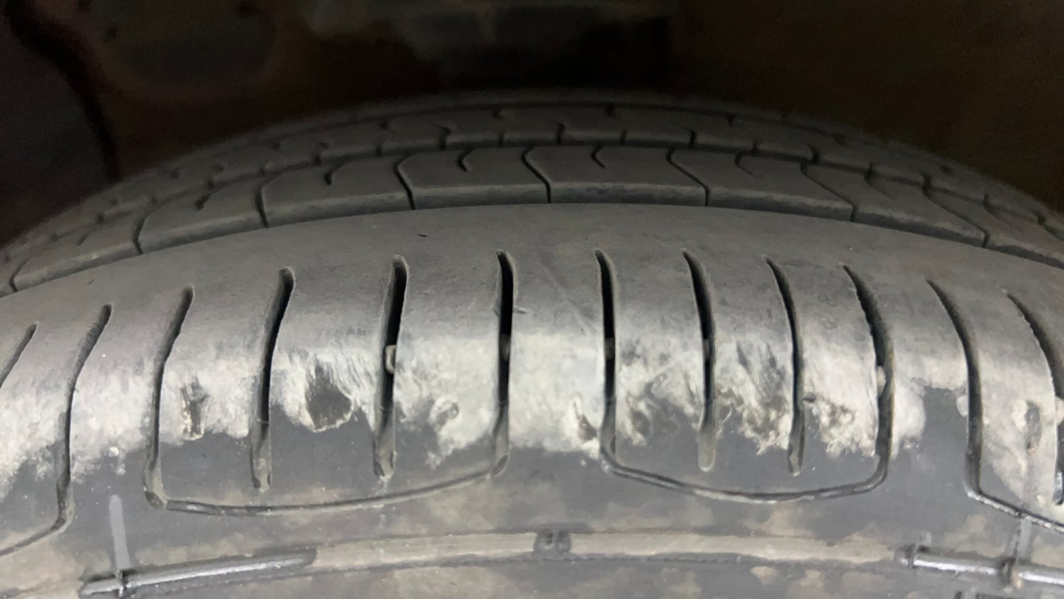 Used 2016 Hyundai Xcent SX 1.2 (O) Petrol Manual tyres LEFT FRONT TYRE TREAD VIEW