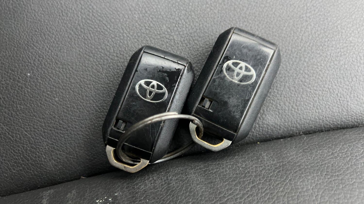 Used 2020 Toyota Glanza G Petrol Manual extra CAR KEY VIEW