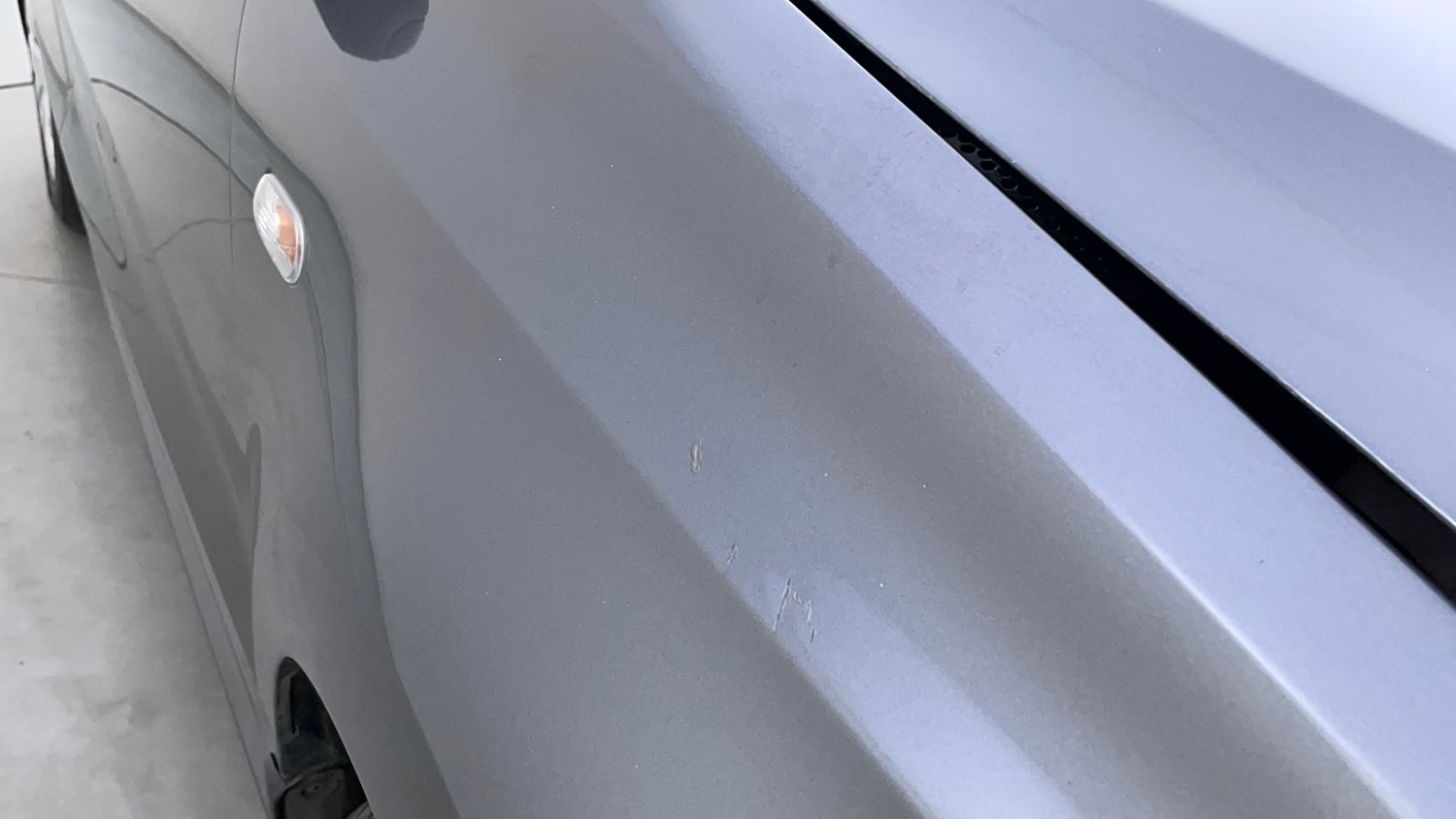 Used 2014 Volkswagen Polo Comfortline 1.2L (P) Petrol Manual dents MINOR SCRATCH