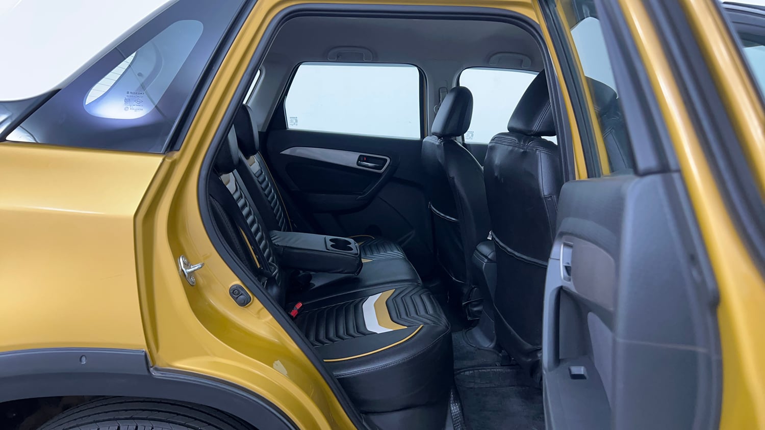 Used 2016 Maruti Suzuki Vitara Brezza ZDi+ Dual Tone Diesel Manual interior RIGHT SIDE REAR DOOR CABIN VIEW