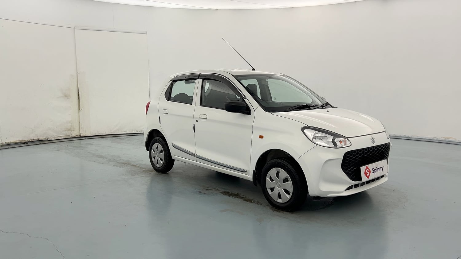 Used 2025 Maruti Suzuki Alto K10 VXi (O) AGS Petrol Automatic exterior RIGHT FRONT CORNER VIEW