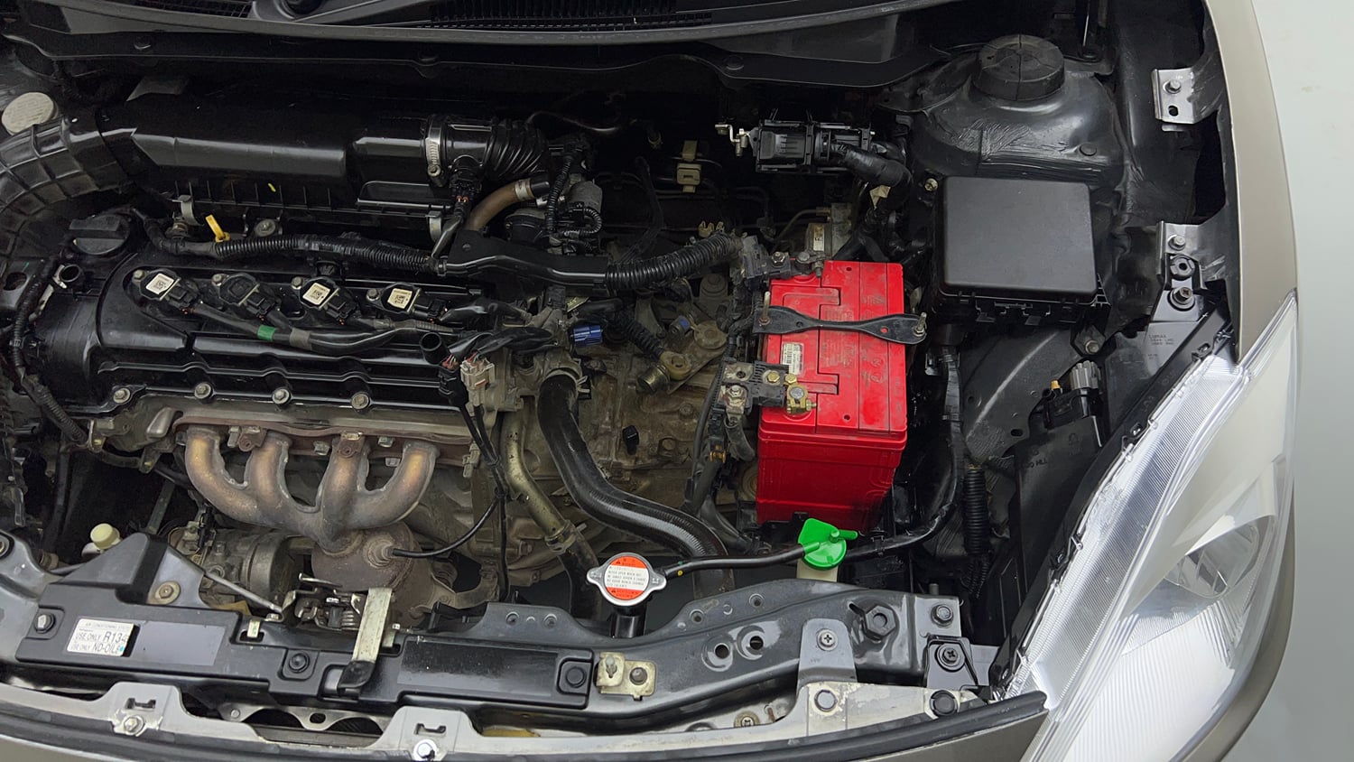 Used 2019 Maruti Suzuki Dzire VXi Petrol Manual engine ENGINE LEFT SIDE VIEW