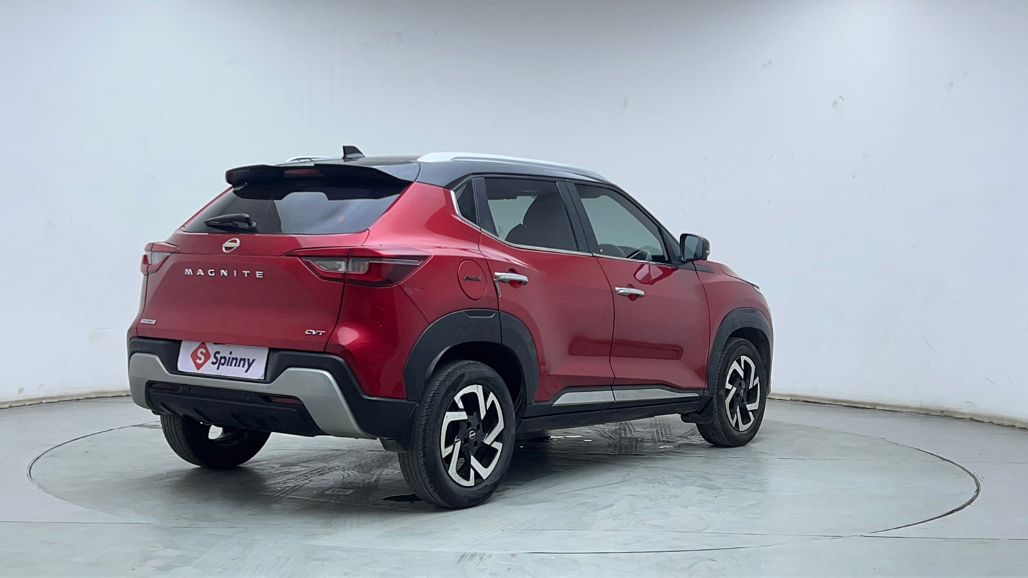 Used 2024 Nissan Magnite XV Premium Turbo CVT Dual Tone Petrol Automatic exterior RIGHT REAR CORNER VIEW