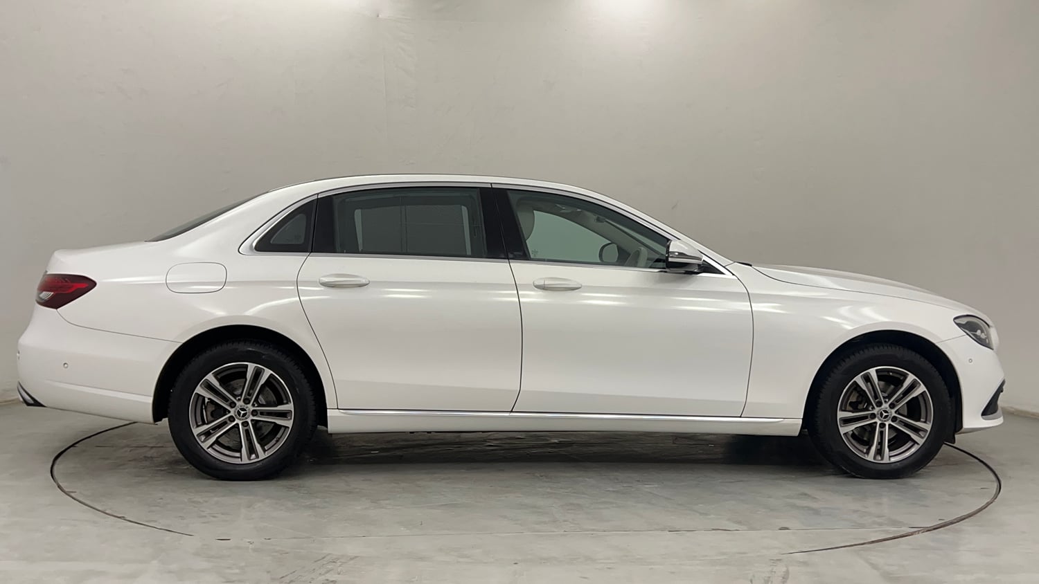 Used 2022 Mercedes-Benz E-Class E 220d Exclusive Diesel Automatic exterior RIGHT SIDE VIEW
