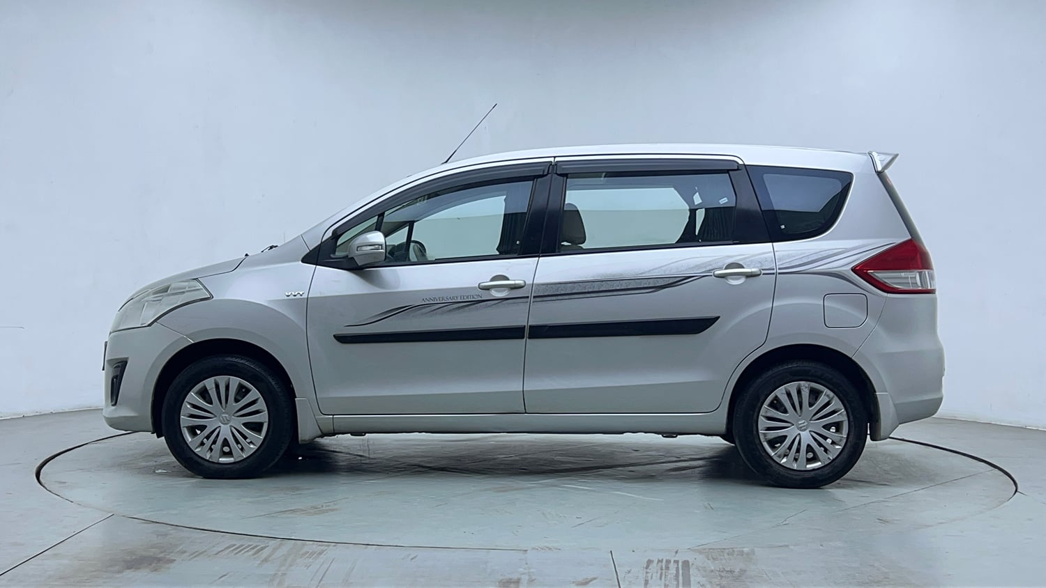 Used 2015 Maruti Suzuki Ertiga Vxi Petrol Manual exterior LEFT SIDE VIEW