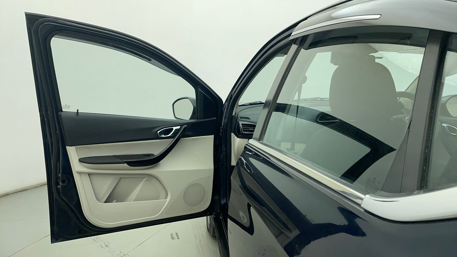 Used 2022 Tata Tigor XZ Plus Petrol Manual interior LEFT FRONT DOOR OPEN VIEW