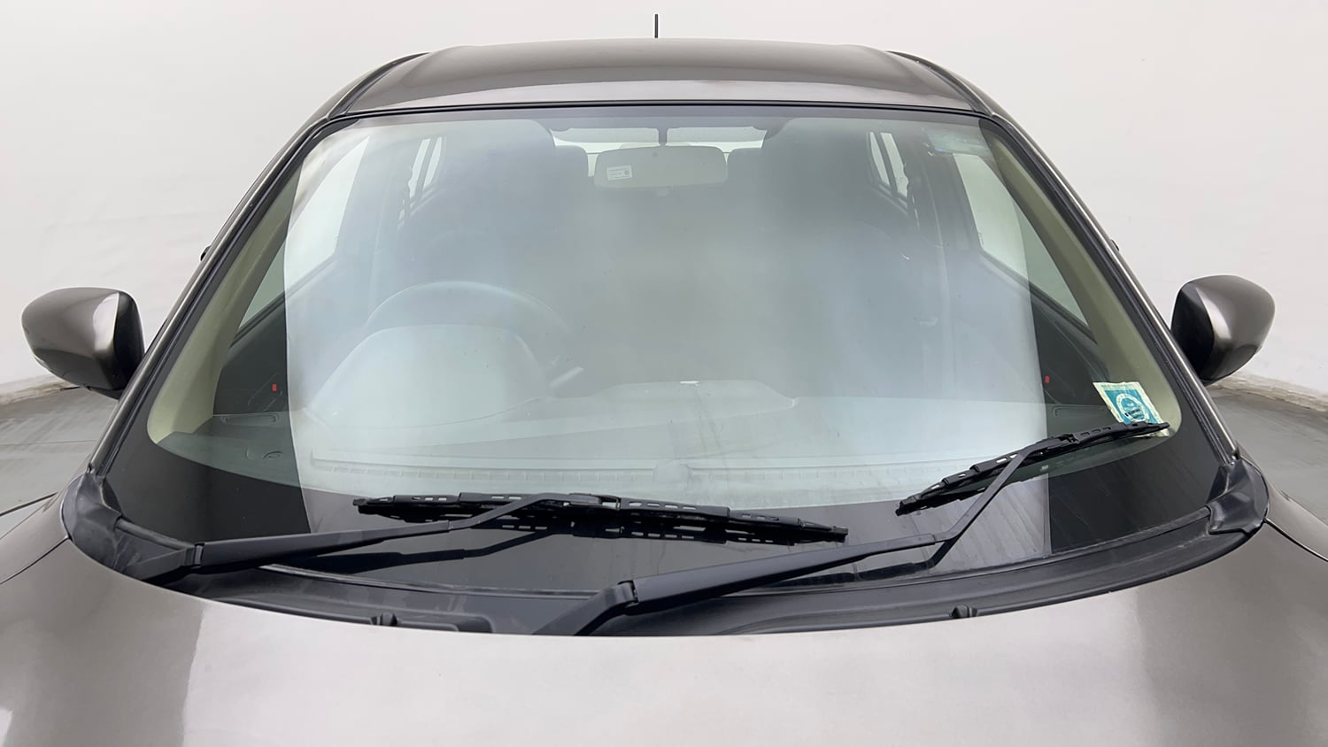Used 2019 Maruti Suzuki Dzire VXi Petrol Manual exterior FRONT WINDSHIELD VIEW