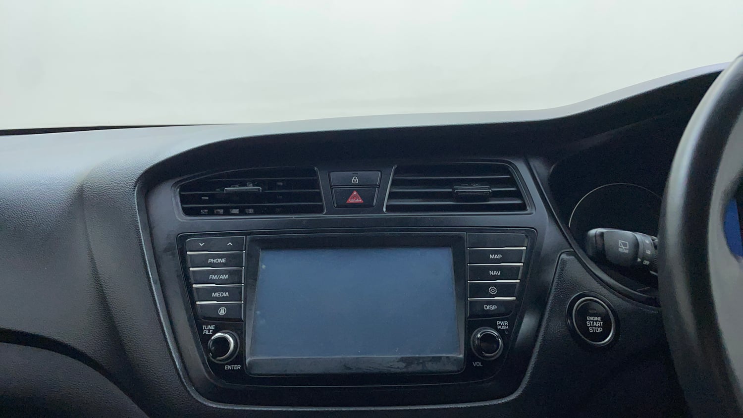 Used 2016 Hyundai i20 Active 1.2 SX Petrol Manual top_features Integrated (in-dash) music system