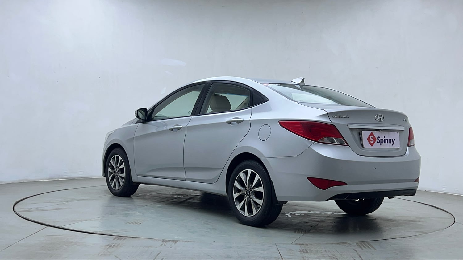 Used 2016 Hyundai Verna 1.6 VTVT SX Petrol Manual exterior LEFT REAR CORNER VIEW