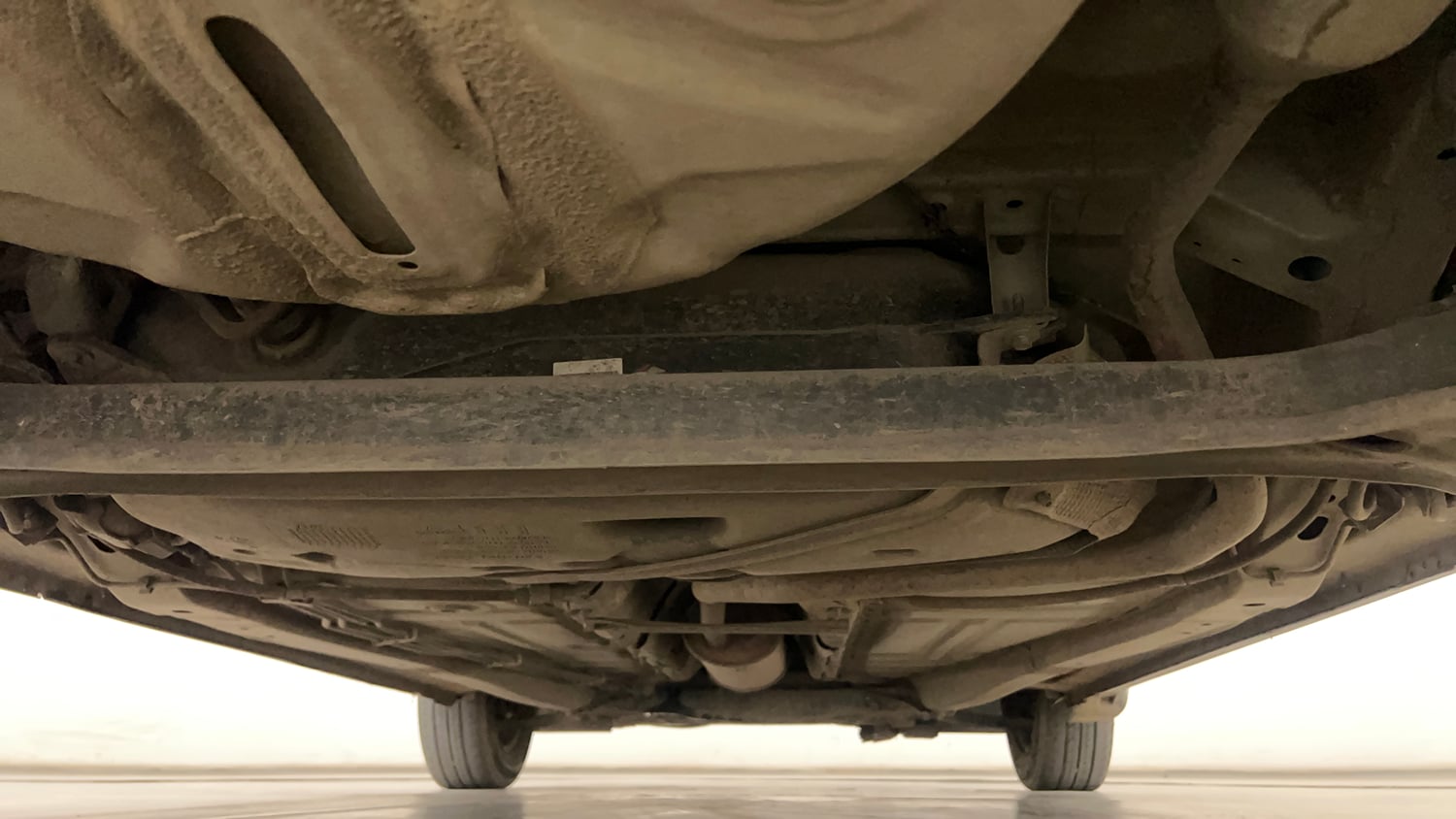 Used 2017 Maruti Suzuki Baleno Delta 1.2 AT Petrol Automatic extra REAR UNDERBODY VIEW (TAKEN FROM REAR)