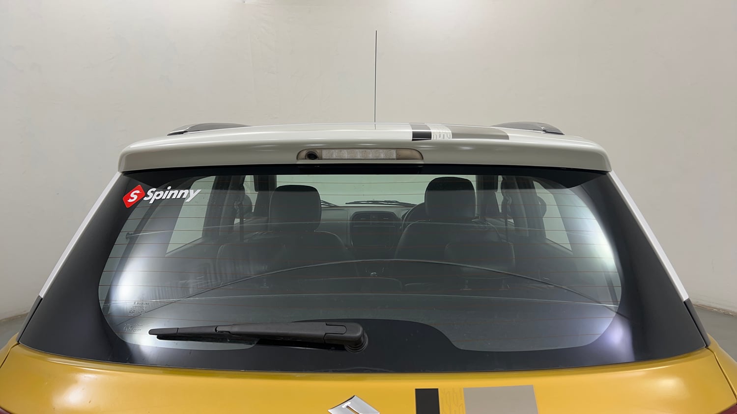 Used 2016 Maruti Suzuki Vitara Brezza ZDi+ Dual Tone Diesel Manual exterior BACK WINDSHIELD VIEW