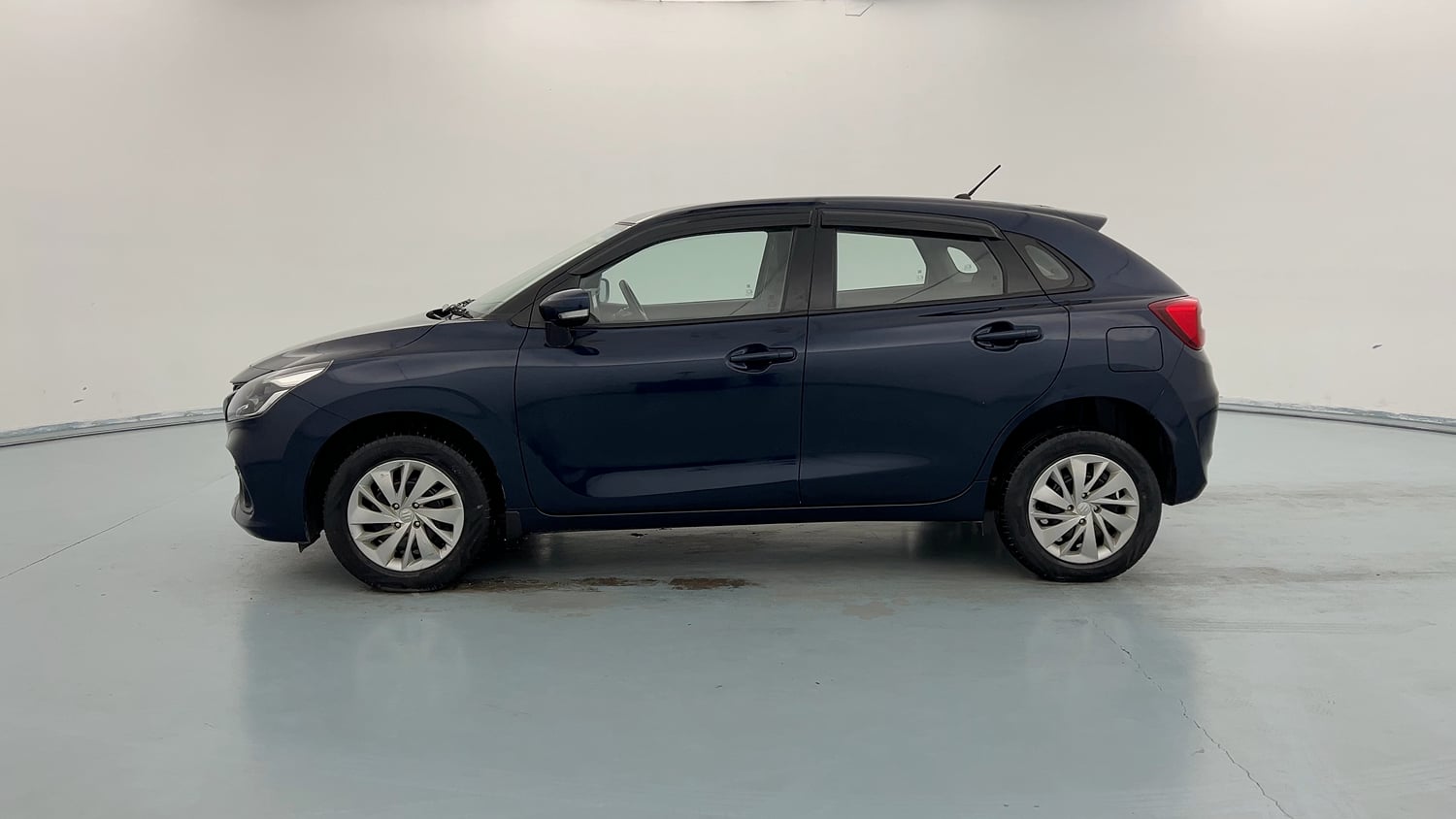 Used 2023 Maruti Suzuki Baleno Delta AGS Petrol Automatic exterior LEFT SIDE VIEW