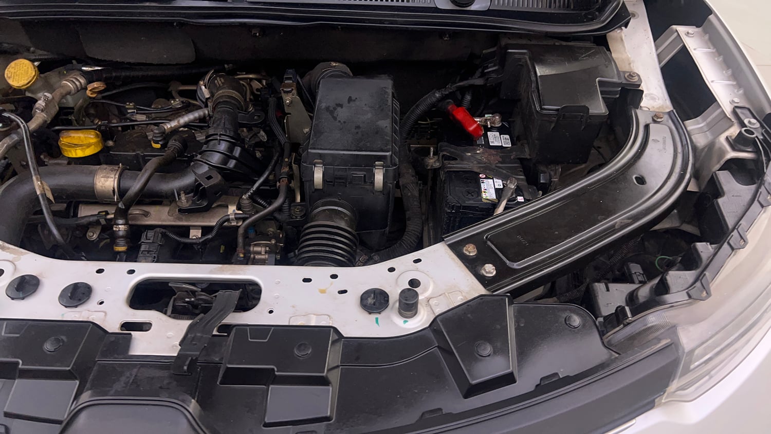 Used 2021 Renault Kiger RXT 1.0 Turbo MT Dual Tone Petrol Manual engine ENGINE LEFT SIDE VIEW