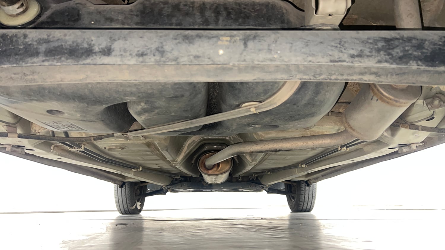 Used 2023 Maruti Suzuki Alto K10 VXi AGS Petrol Automatic extra REAR UNDERBODY VIEW (TAKEN FROM REAR)