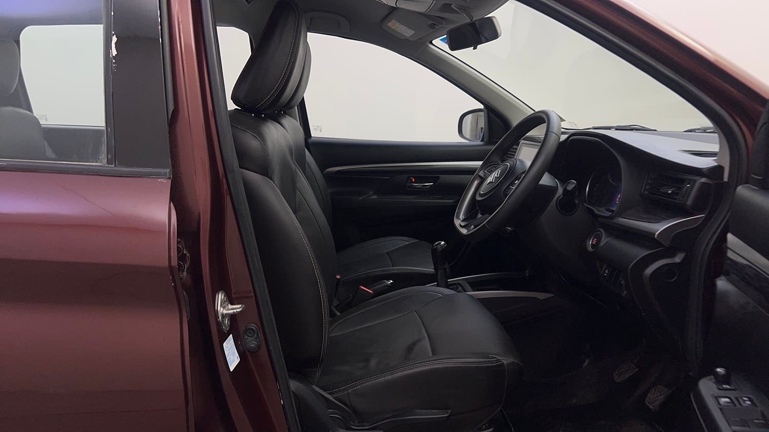 Used 2021 Maruti Suzuki XL6 Alpha MT Petrol Petrol Manual interior RIGHT SIDE FRONT DOOR CABIN VIEW